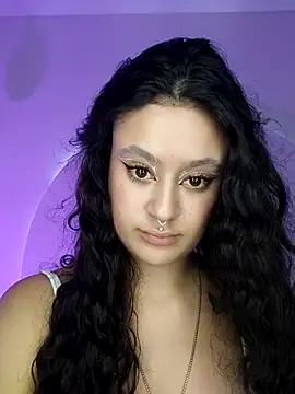 Snapshot of angel_witch chatting on 03/04/25, 05:24 angel witch online show from 03/04/25, 05:24