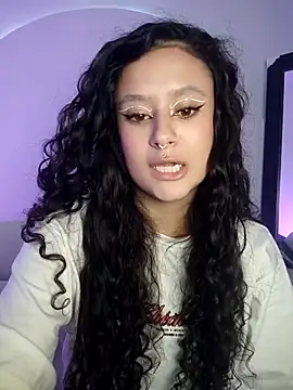 Snapshot of angel_witch chatting on 03/10/25, 05:07 angel witch online show from 03/10/25, 05:07