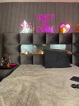 MilaMaaay online show from 03/27/26, 06:07