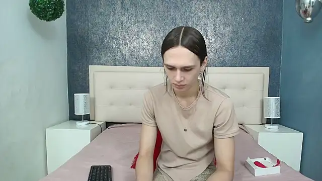 Celestial Queen  online show from 11/11/25, 01:33