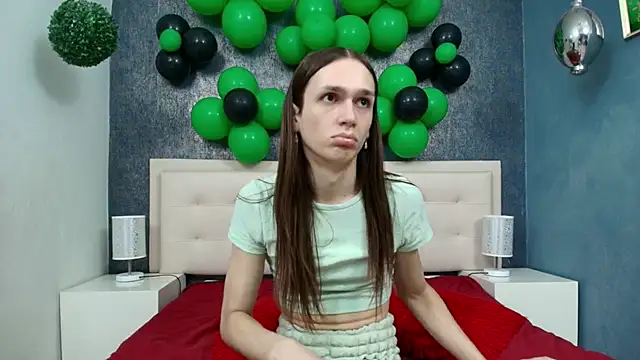 Celestial Queen  online show from 03/18/26, 01:47