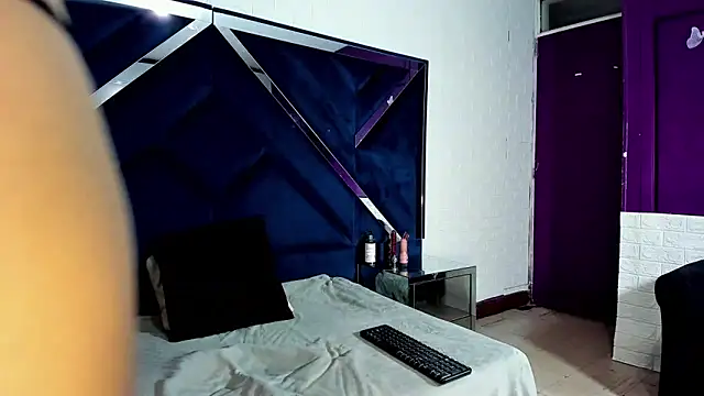 cathaleyahh online show from 11/30/25, 04:05