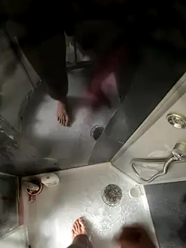 lescro95  online show from 10/17/25, 12:52