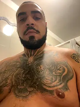 Dikkiduohottt online show from 11/07/25, 05:13