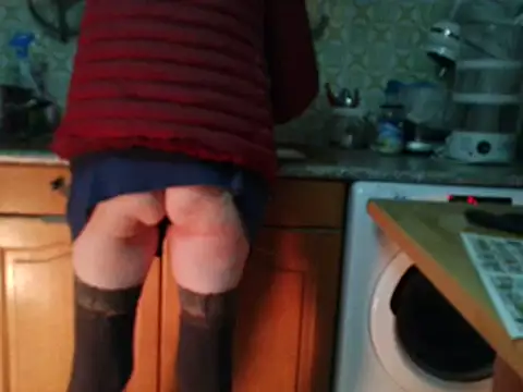 VeneRed online show from 11/24/25, 04:07