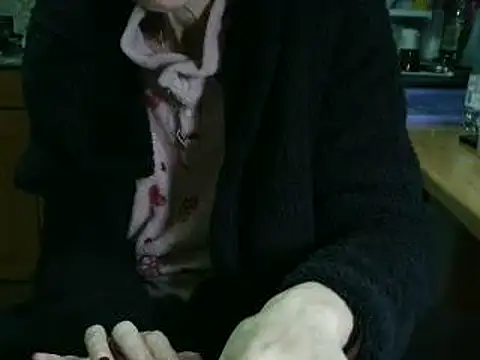 VeneRed online show from 02/04/26, 05:52