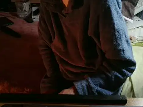 VeneRed online show from 04/23/26, 07:16