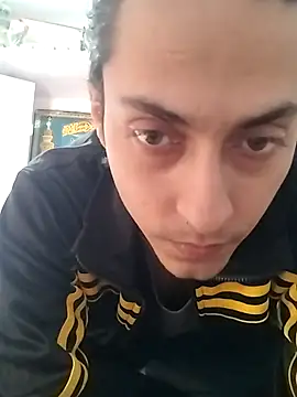 Snapshot of fantasticdickandballsss chatting on 02/15/26, 10:25 fantasticdickandballsss online show from 02/15/26, 10:25