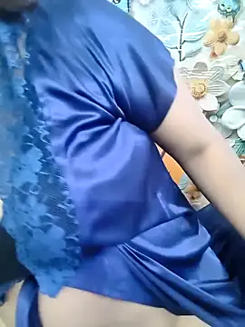 Cute payal0 online show from 02/18/25, 11:55