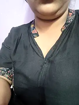 Cute payal0 online show from 03/29/26, 01:44