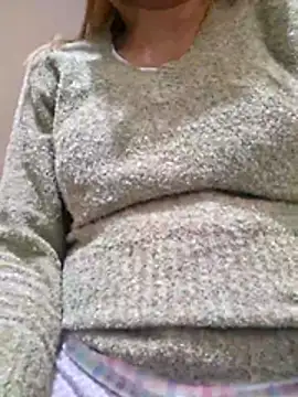 Melody Shyla online show from 12/17/25, 05:52