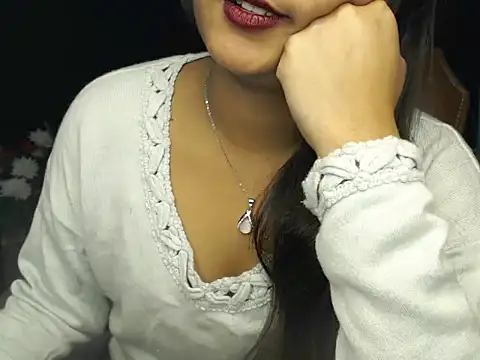 Snapshot of Wish_Queen chatting on 01/17/25, 04:06 Wish Queen online show from 01/17/25, 04:06