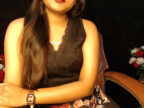 Snapshot of Wish_Queen chatting on 03/06/25, 11:14 Wish Queen online show from 03/06/25, 11:14