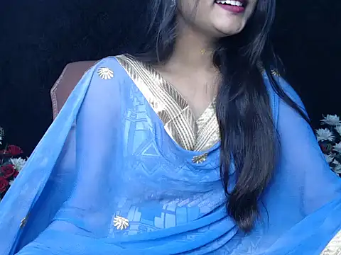 Snapshot of Wish_Queen chatting on 10/12/25, 05:39 Wish Queen online show from 10/12/25, 05:39