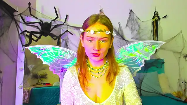 Snapshot of L1ittle_kitty_ chatting on 10/30/25, 06:15 L1ittle kitty online show from 10/30/25, 06:15