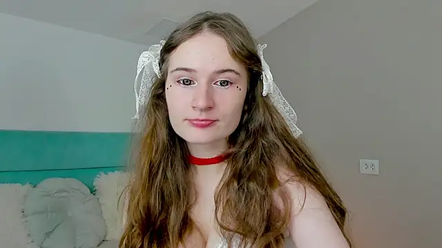 Snapshot of L1ittle_kitty_ chatting on 11/29/25, 06:27 L1ittle kitty online show from 11/29/25, 06:27