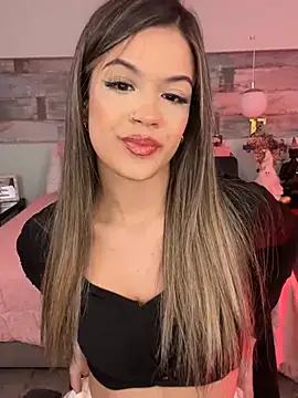 Snapshot of Alisha-Bond chatting on 12/27/24, 12:29 Alisha-Bond online show from 12/27/24, 12:29