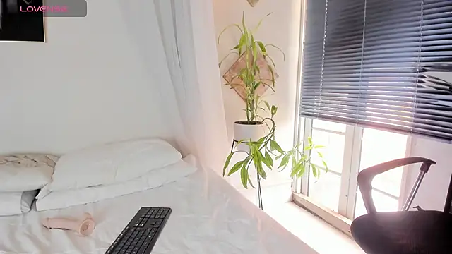 Cristal Cutte online show from 12/24/24, 02:44