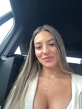 izzy belle online show from 04/11/26, 02:54