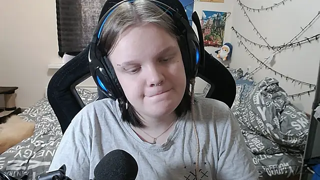 DivaMarisa online show from 03/12/25, 11:20