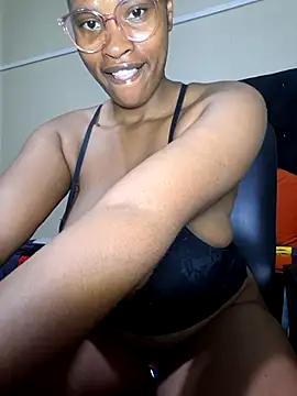 sexy boobs97 online show from 04/23/26, 04:57