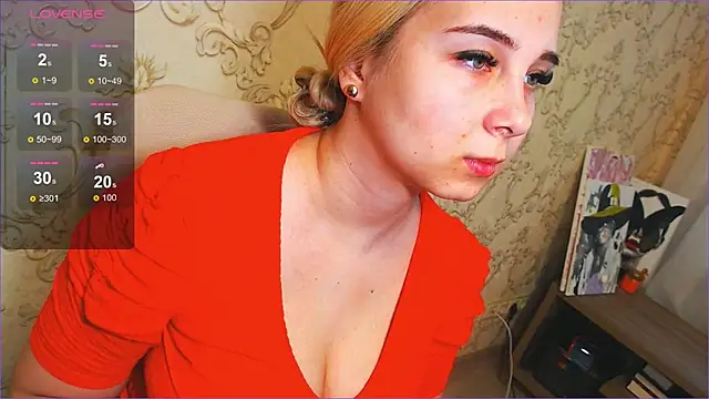 Snapshot of DolphinDreams chatting on 02/28/25, 06:32 DolphinDreams online show from 02/28/25, 06:32