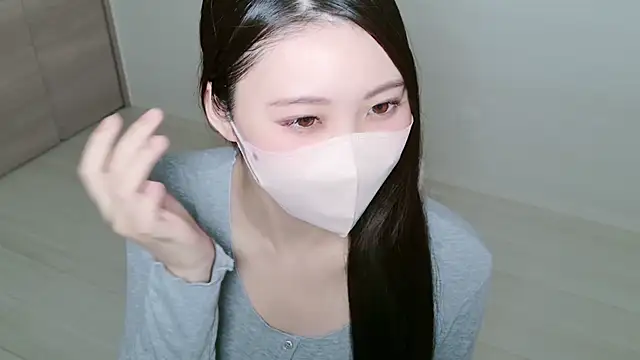 yuki room online show from 02/05/26, 12:10