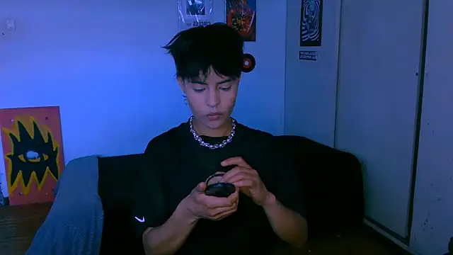 alex one888 online show from 10/21/25, 10:10