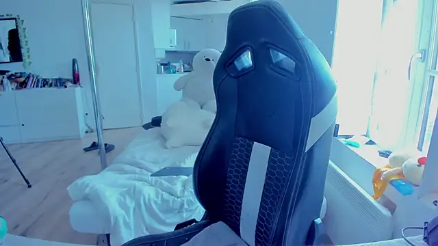 CeriseLapine online show from 03/21/25, 08:39