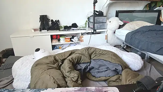 CeriseLapine online show from 04/03/26, 09:40