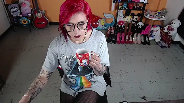 MissMiia2 online show from 01/25/25, 01:08