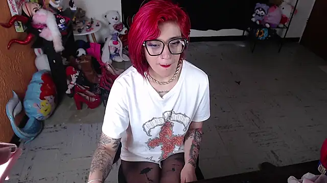 MissMiia2 online show from 02/10/25, 05:09