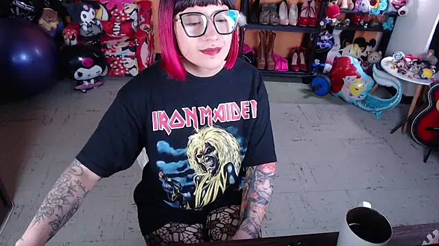 MissMiia2 online show from 10/23/25, 02:27