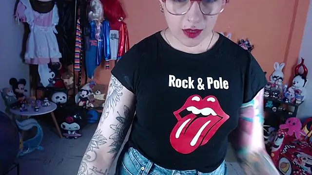 MissMiia2 online show from 06/09/26, 10:21
