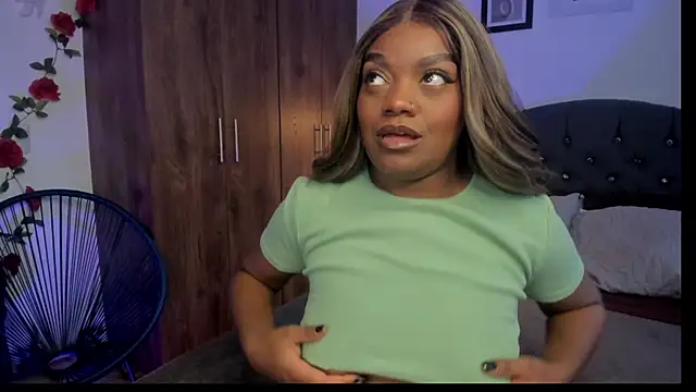 Im Maria online show from 01/28/25, 04:19