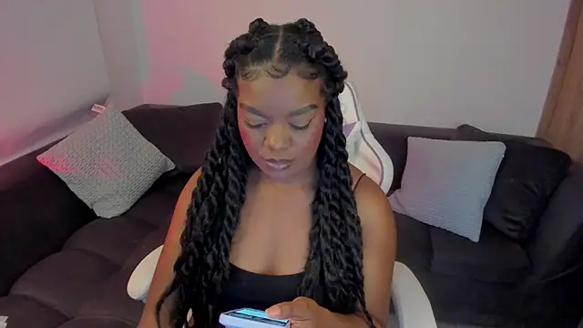 Im Maria online show from 10/12/25, 02:10