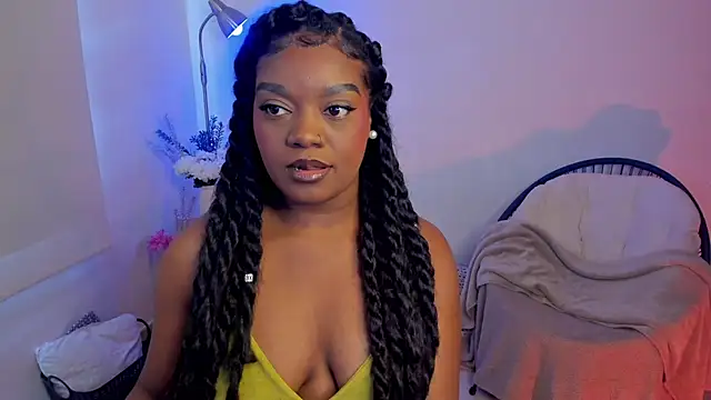 Im Maria online show from 10/14/25, 01:56