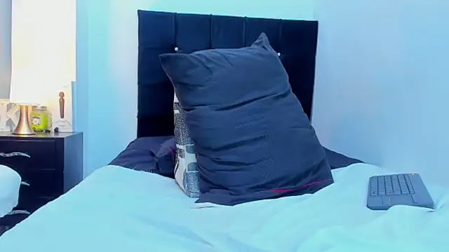 kathyajhonss online show from 02/23/25, 02:40