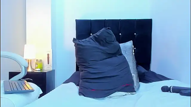 kathyajhonss online show from 03/10/25, 12:51