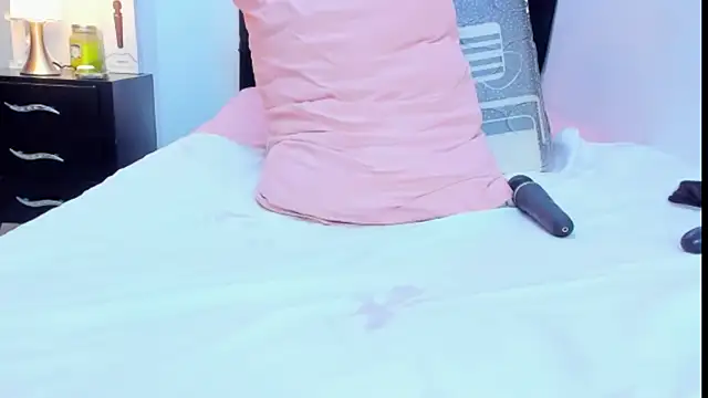 kathyajhonss online show from 03/18/25, 05:09