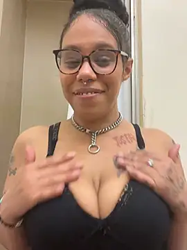 Princess Desirae online show from 04/16/26, 03:18