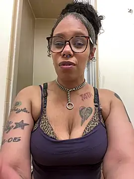 Princess Desirae online show from 04/25/26, 05:10