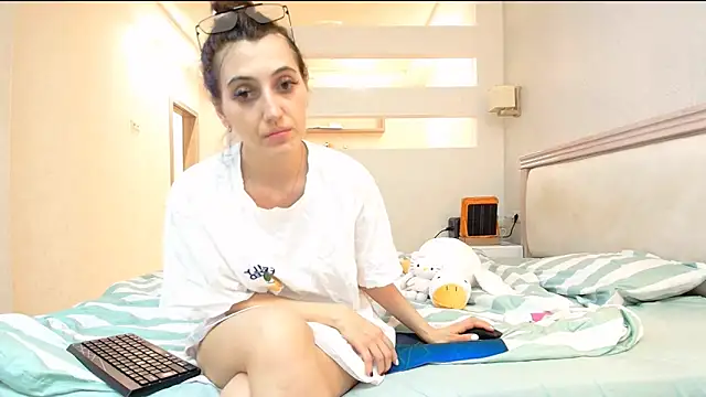 Iren online show from 02/03/26, 03:37