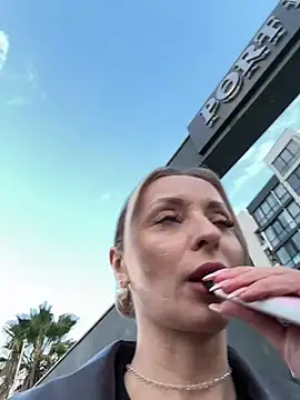 Diamond Bunny  online show from 02/08/26, 02:53