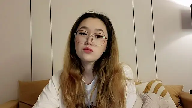 Jennatyan online show from 04/23/26, 04:57