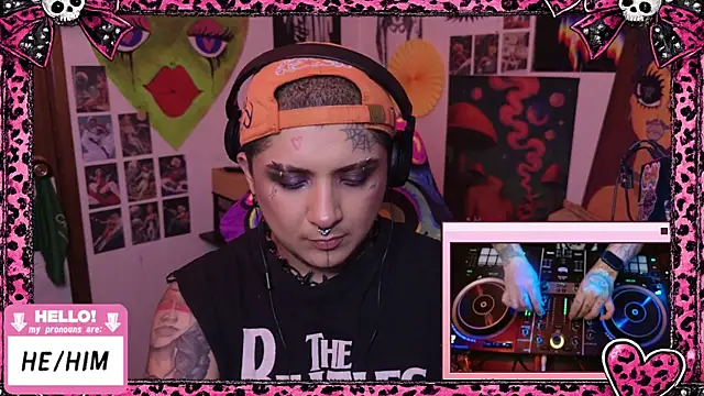 Snapshot of masterkevinftm chatting on 05/01/26, 03:33 masterkevinftm online show from 05/01/26, 03:33