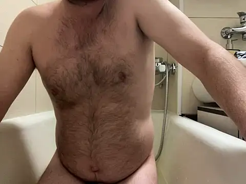 Snapshot of mesetti chatting on 12/14/24, 10:13 mesetti online show from 12/14/24, 10:13