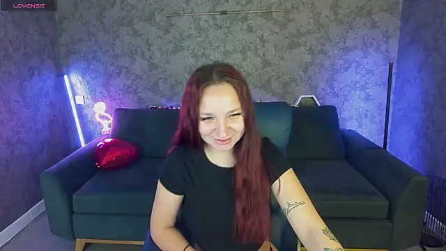 ElysLunar online show from 02/17/26, 06:54