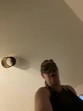 Lyannabuena69 online show from 02/28/26, 12:33