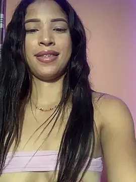 Snapshot of Nicole_cute1 chatting on 12/11/24, 08:04 Nicole cute1 online show from 12/11/24, 08:04